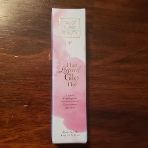 🌺Trust Fund Beauty Liquid Highlighter